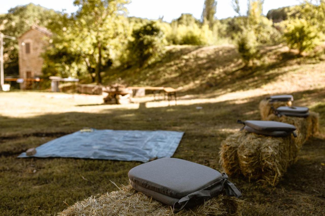 Agriturismo Le Radici อุมแบร์ทิเดอ ภายนอก รูปภาพ