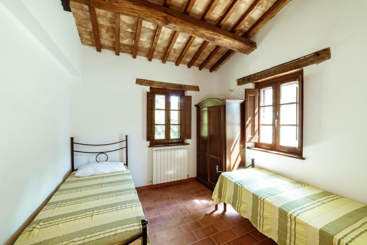 Agriturismo Le Radici อุมแบร์ทิเดอ ภายนอก รูปภาพ