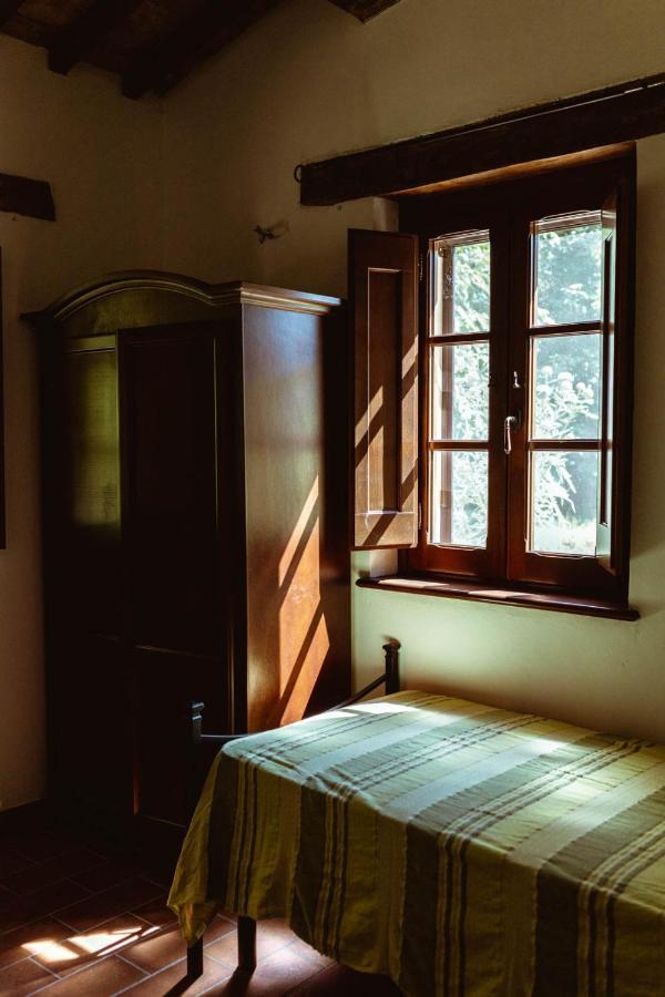 Agriturismo Le Radici อุมแบร์ทิเดอ ภายนอก รูปภาพ